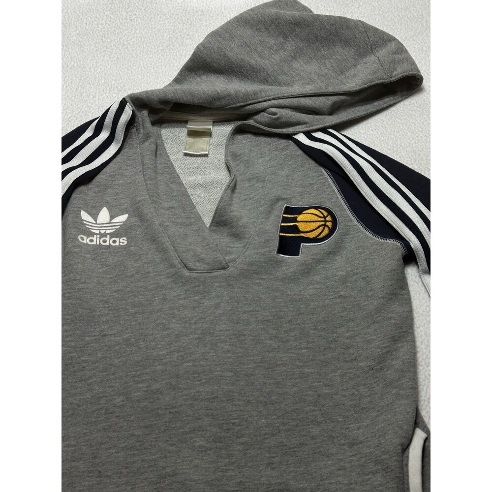 Indiana Pacers Sweatshirt Hoodie Women’s Size Medium Long Sleeve NBA Basketball - Picture 2 of 8